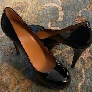 Gucci Vernice Crystal - Black